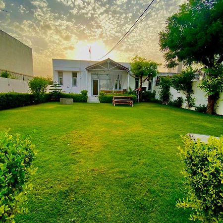 Solanki Farms & Pool Villa Garden Fully Private Jaipur Bagian luar foto
