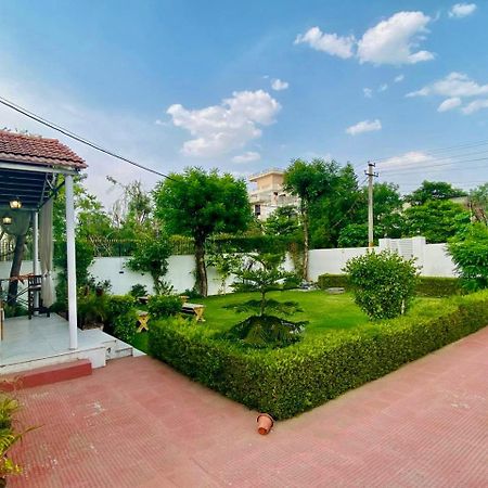 Solanki Farms & Pool Villa Garden Fully Private Jaipur Bagian luar foto