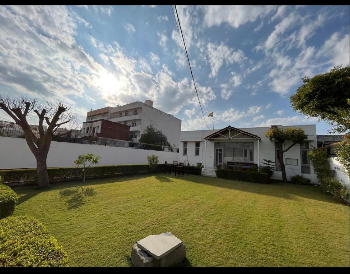 Solanki Farms & Pool Villa Garden Fully Private Jaipur Bagian luar foto